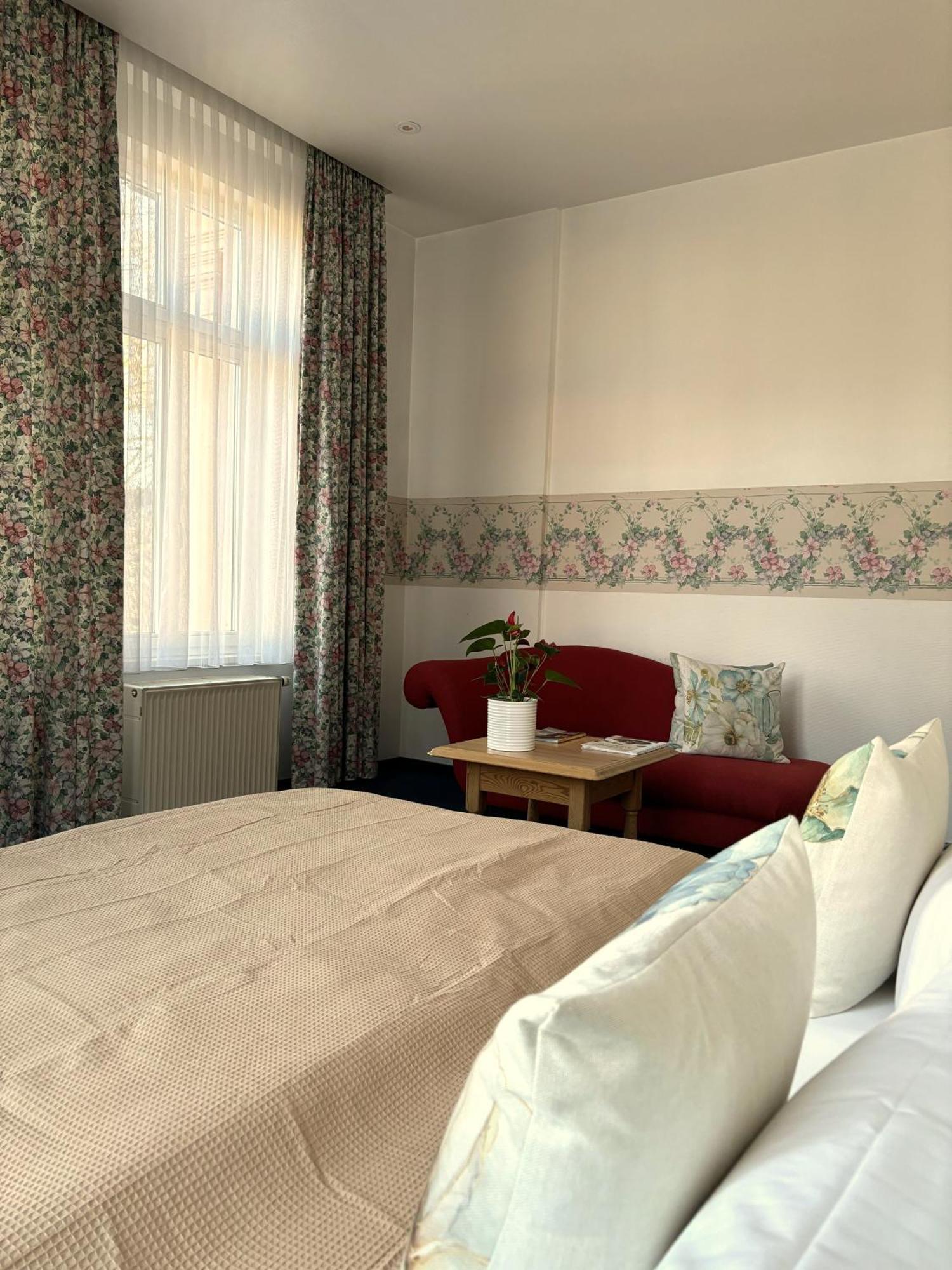 Hotel Villa Hentzel Weimar  Eksteriør billede